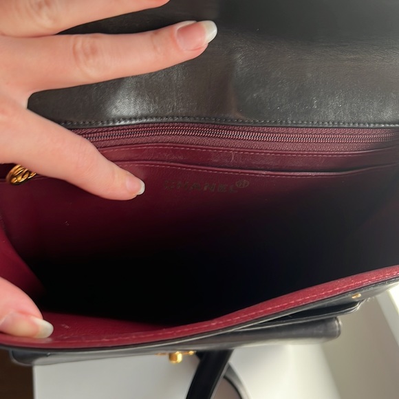 VERY RARE Vintage Chanel Crossbody - Picture 10 of 15